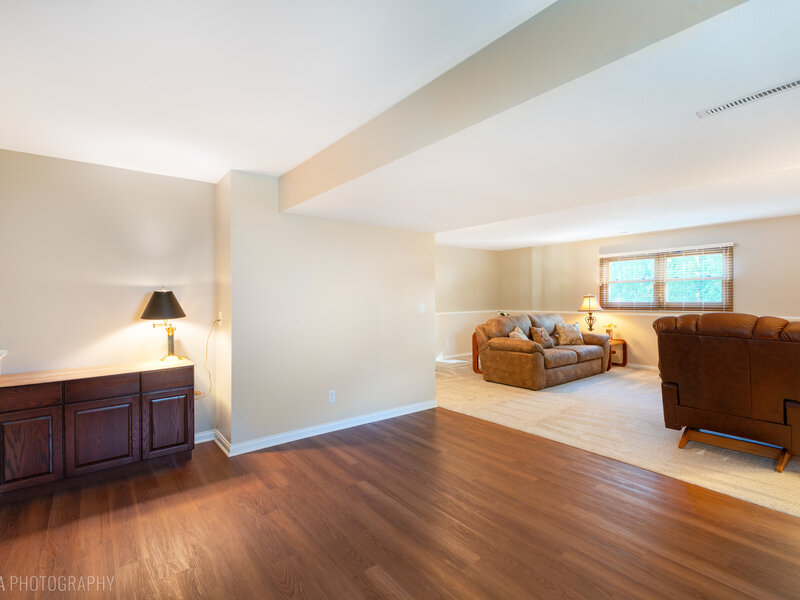 4819 W Glenbrook Trail Mchenry IL 60050