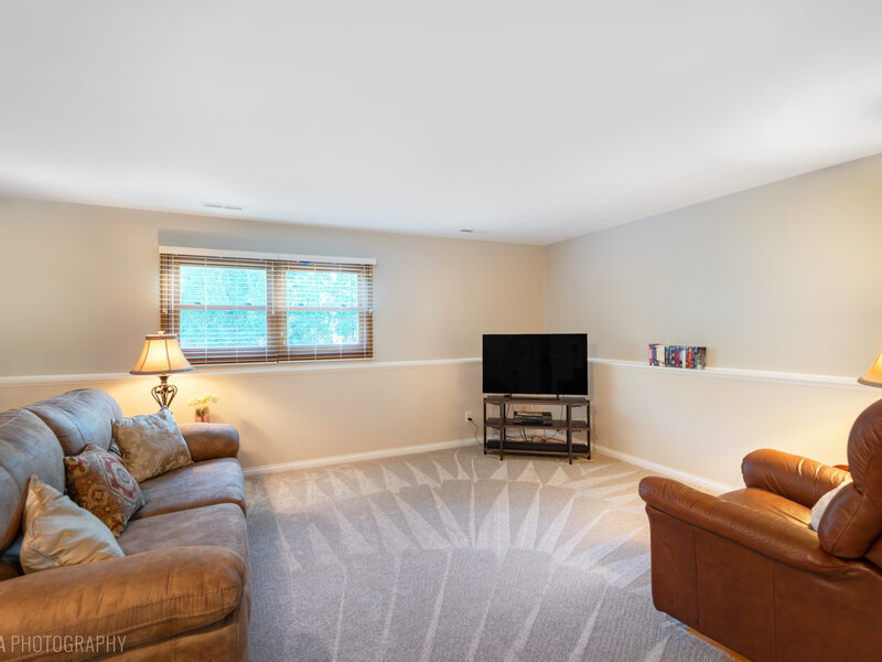 4819 W Glenbrook Trail Mchenry IL 60050