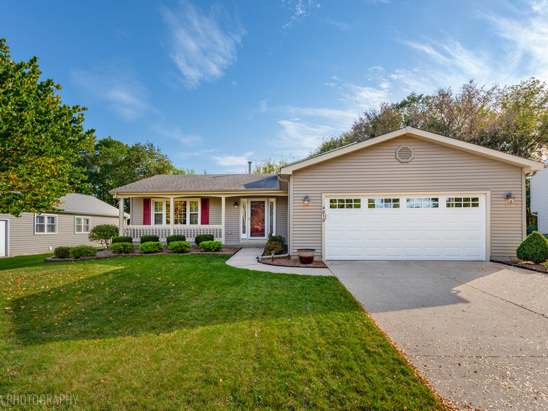 4819 W Glenbrook Trail Mchenry IL 60050