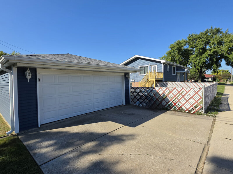 10301 Minnick Avenue Oak Lawn IL 60453