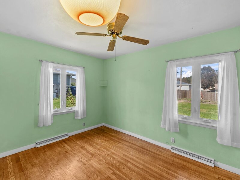 1818 W 38th Place Davenport IA 52806