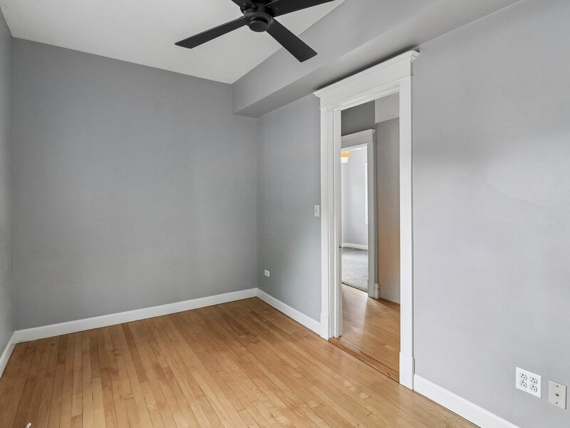 3643 N Hoyne Avenue Chicago IL 60618