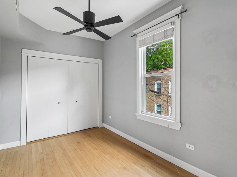 3643 N Hoyne Avenue Chicago IL 60618
