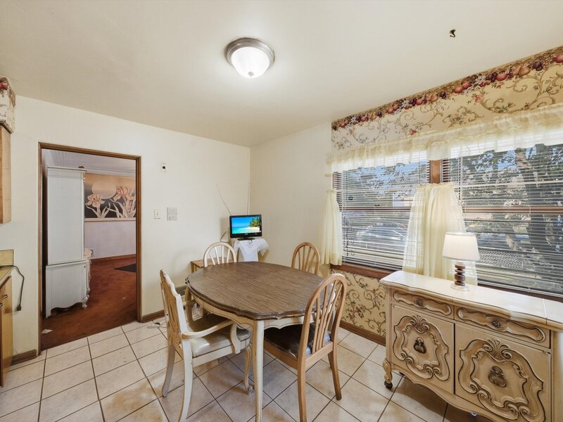 855 W 73rd Street Chicago IL 60621