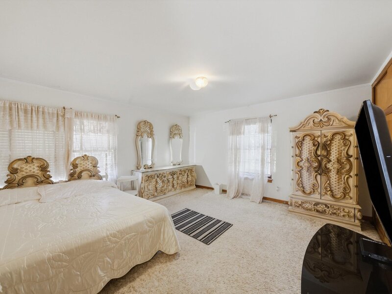 855 W 73rd Street Chicago IL 60621