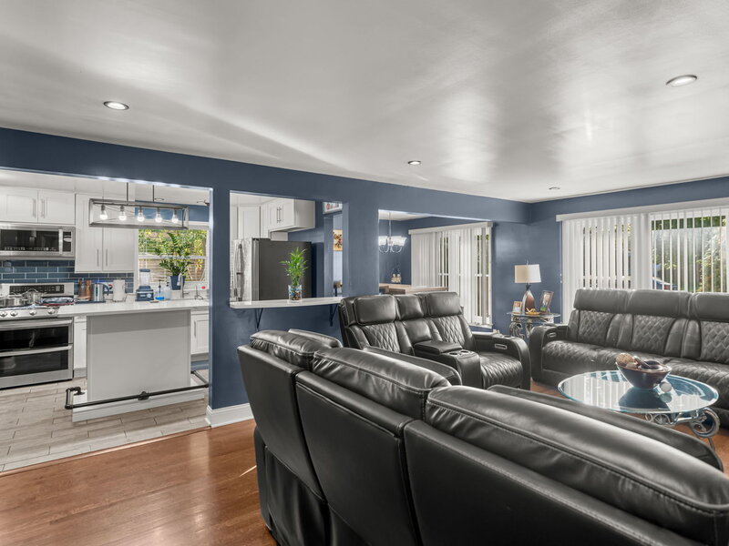 16543 Greenwood Avenue South Holland IL 60473