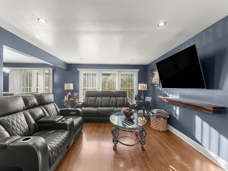 16543 Greenwood Avenue South Holland IL 60473