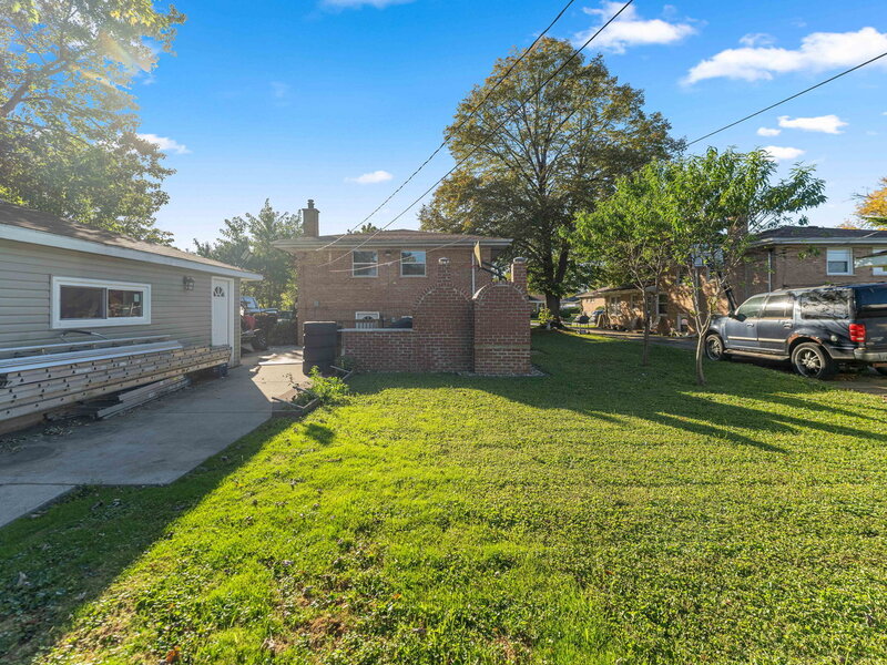 16543 Greenwood Avenue South Holland IL 60473