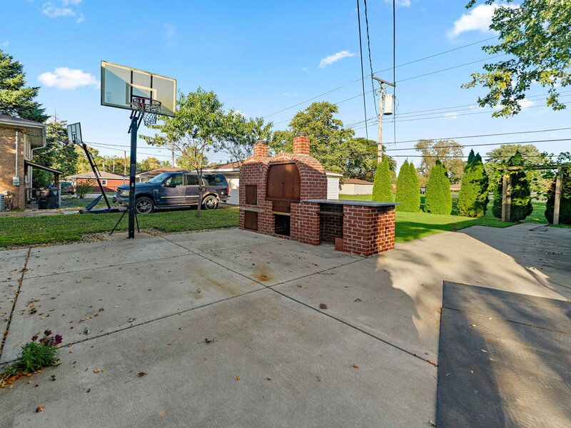 16543 Greenwood Avenue South Holland IL 60473
