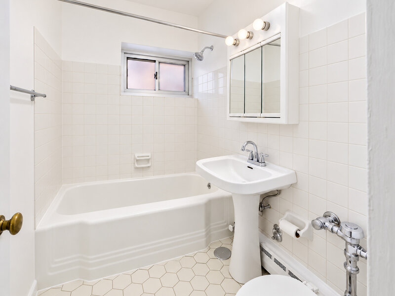 4970 N Marine Drive Chicago IL 60640