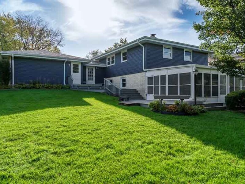 2160 Stornway Rockford IL 61107
