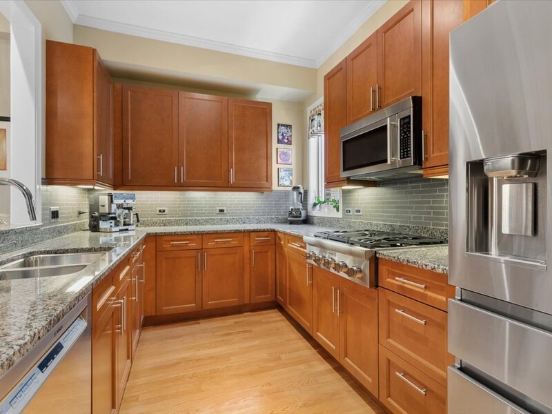 1742 W Diversey Parkway Chicago IL 60614