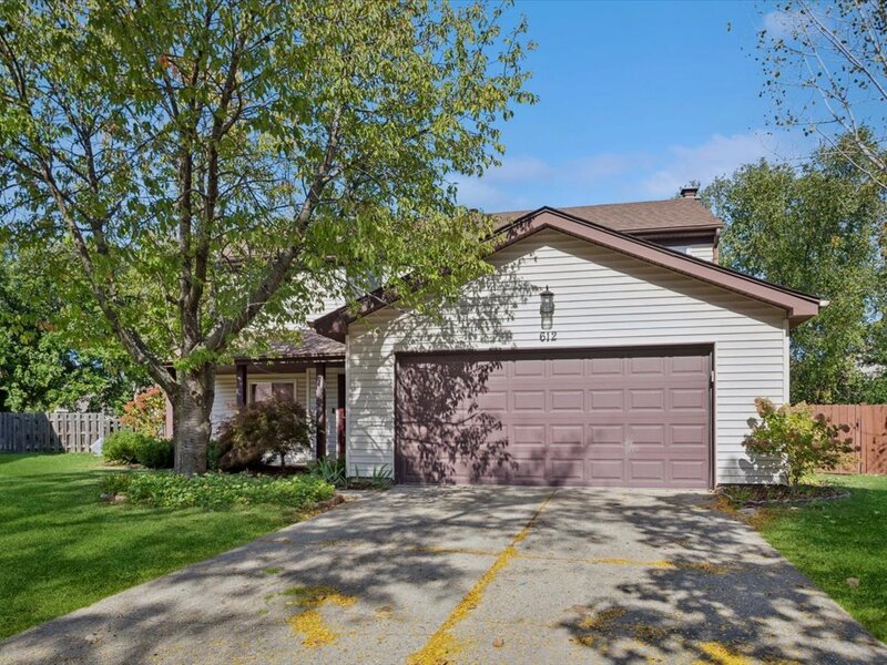 612 Armstrong Court Buffalo Grove IL 60089