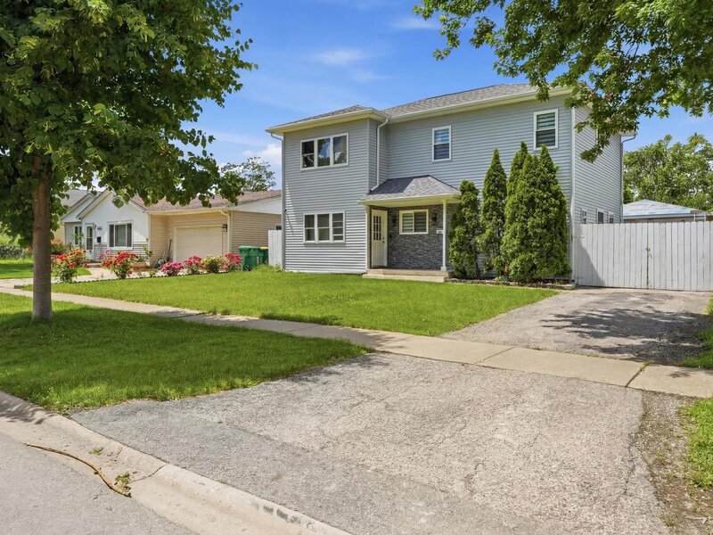 290 E Norman Lane Wheeling IL 60090
