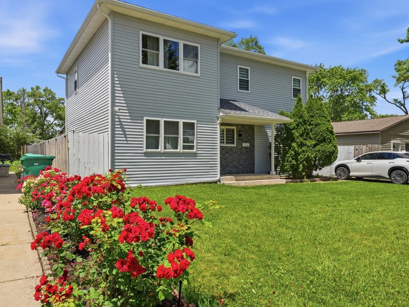 290 E Norman Lane Wheeling IL 60090