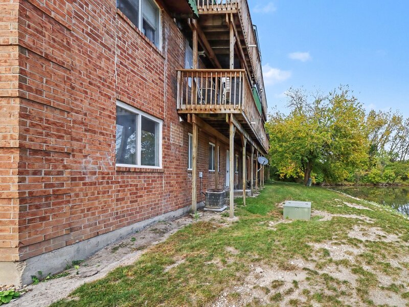 1995 Tall Oaks Drive Aurora IL 60505