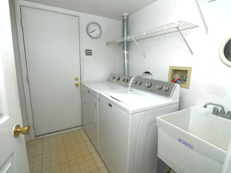 1050 Ridgefield Circle Carol Stream IL 60188
