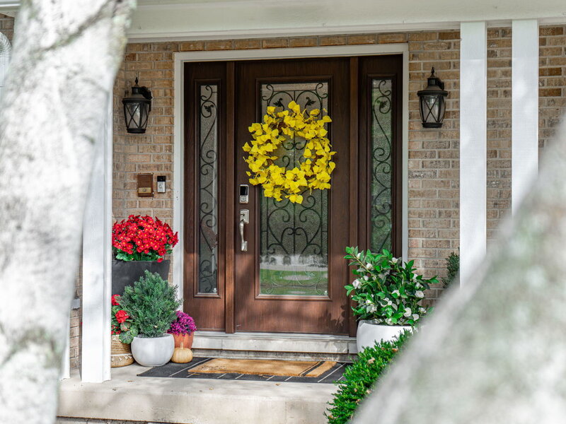 42 Retreat Court St. Charles IL 60175