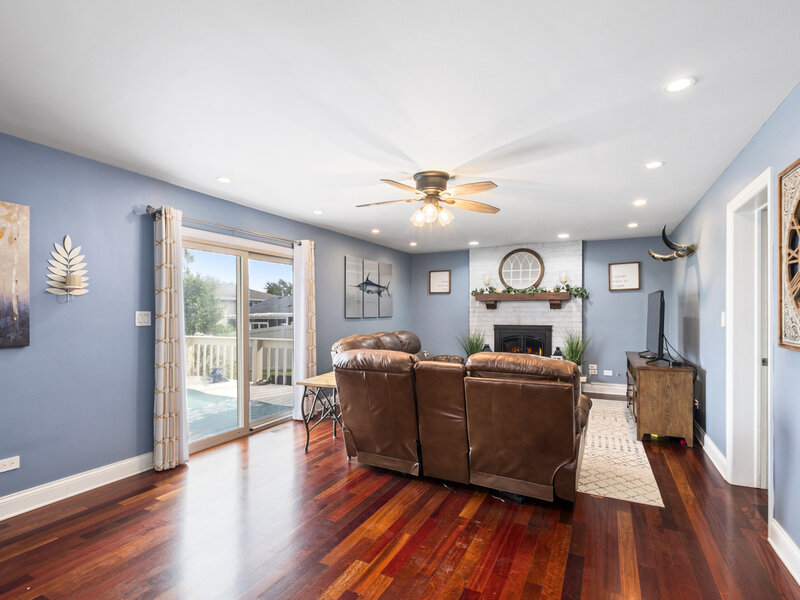 8930 Poplar Street Tinley Park IL 60487