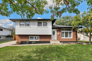 Photo of 16740 Oleander Avenue Tinley Park IL 60477