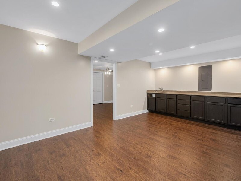 745 S Mecosta Lane Romeoville IL 60446
