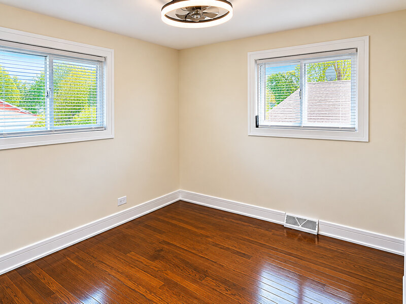 16549 Winchester Avenue Markham IL 60428