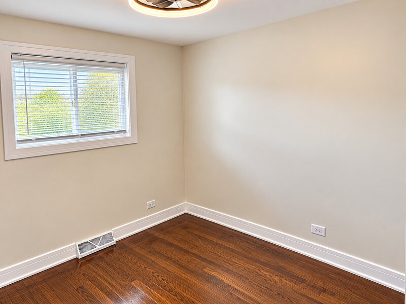 16549 Winchester Avenue Markham IL 60428