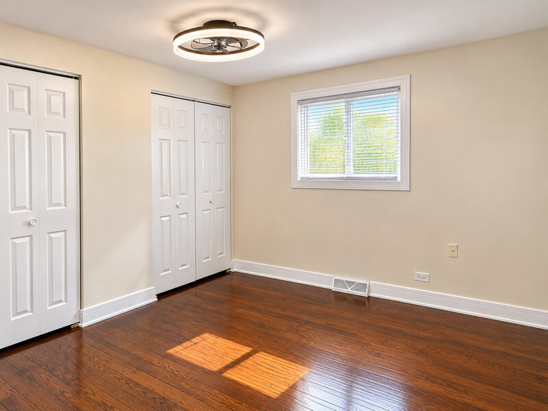 16549 Winchester Avenue Markham IL 60428