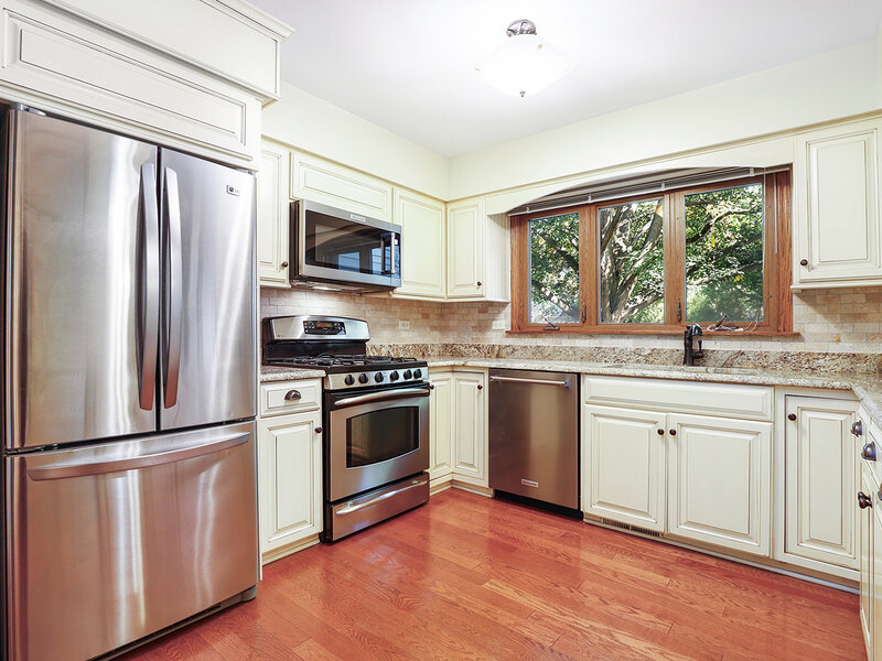 1860 Golf Drive Naperville IL 60565