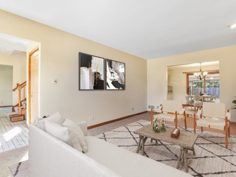 1860 Golf Drive Naperville IL 60565