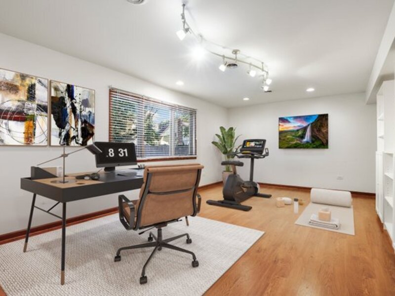 1860 Golf Drive Naperville IL 60565