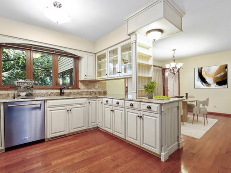 1860 Golf Drive Naperville IL 60565