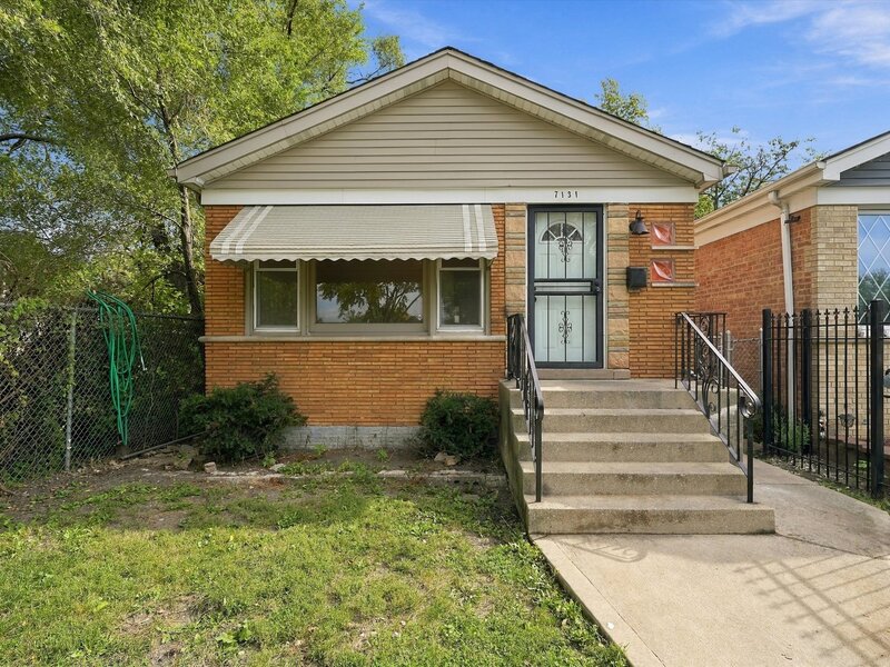 7131 S Hoyne Avenue Chicago IL 60636