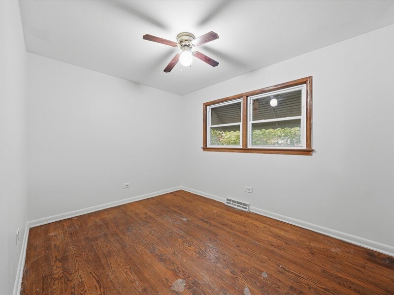 7131 S Hoyne Avenue Chicago IL 60636