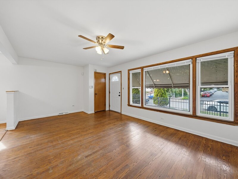 7131 S Hoyne Avenue Chicago IL 60636