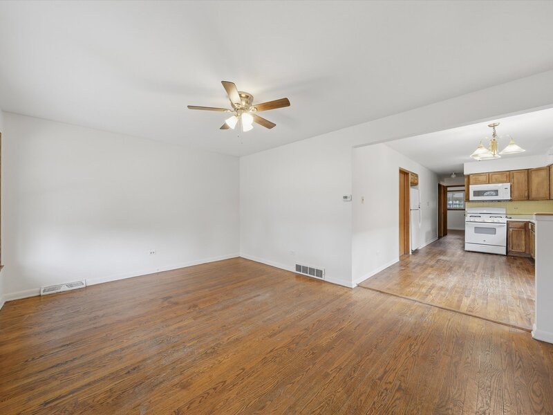 7131 S Hoyne Avenue Chicago IL 60636