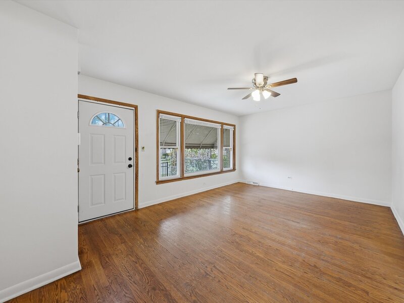 7131 S Hoyne Avenue Chicago IL 60636