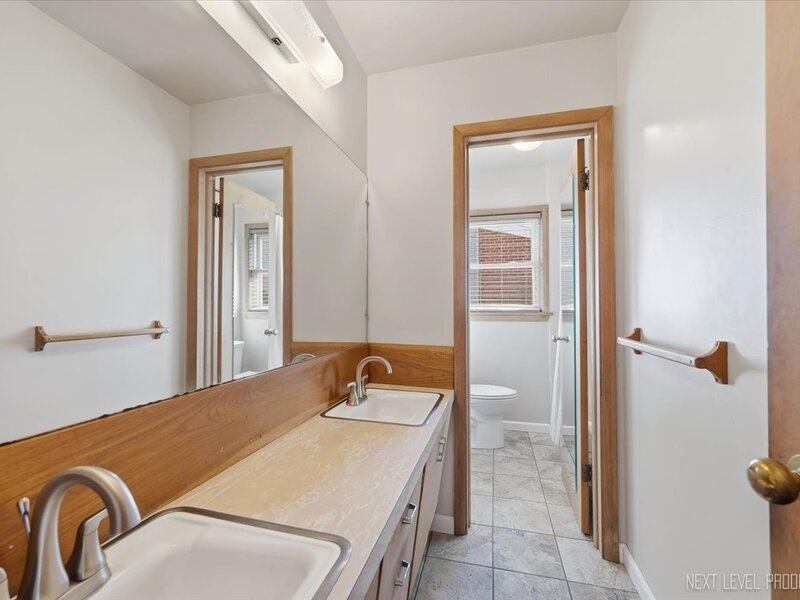 331 E View Street Lombard IL 60148