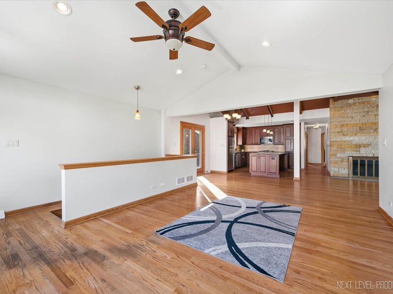 331 E View Street Lombard IL 60148