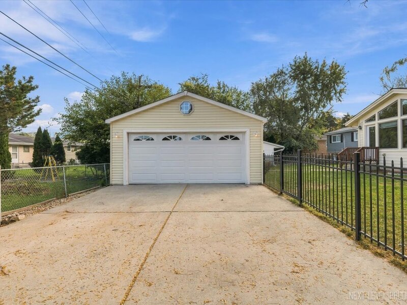 331 E View Street Lombard IL 60148