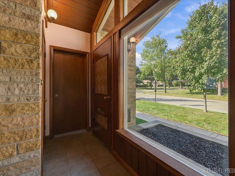 331 E View Street Lombard IL 60148