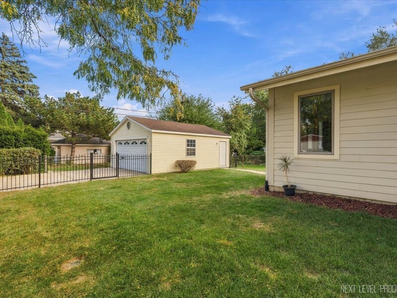 331 E View Street Lombard IL 60148