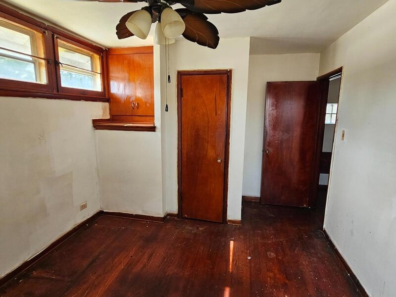 8456 S Damen Avenue Chicago IL 60620