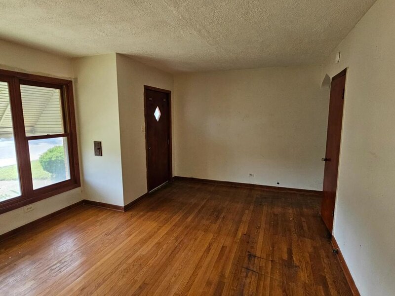 8456 S Damen Avenue Chicago IL 60620