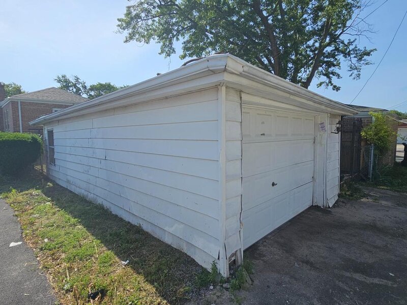 8456 S Damen Avenue Chicago IL 60620