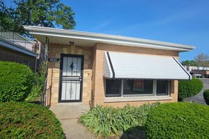 Photo of 8456 S Damen Avenue Chicago IL 60620