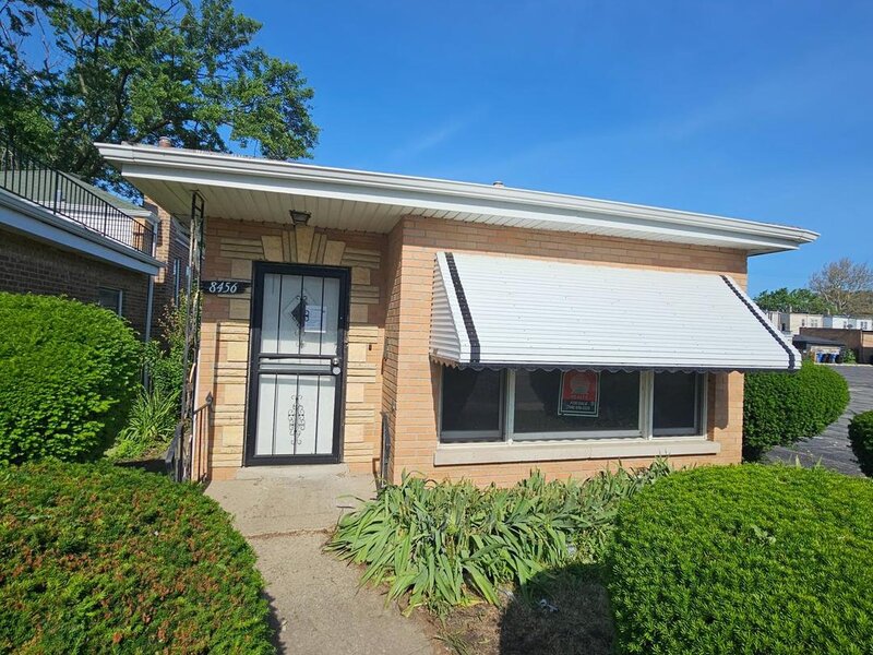 8456 S Damen Avenue Chicago IL 60620