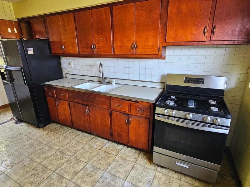 8456 S Damen Avenue Chicago IL 60620