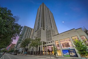 Photo of 1122 N Clark Street Chicago IL 60610 Unit 2202