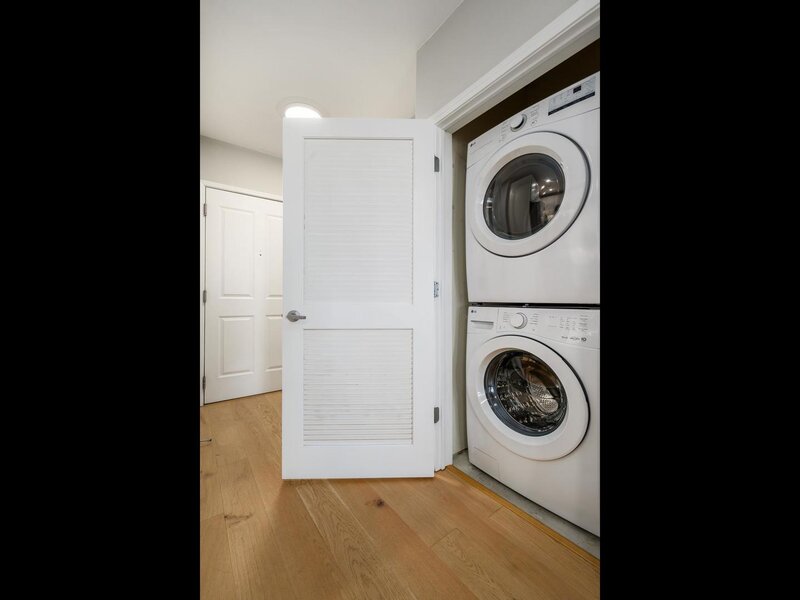 828 W Grace Street Chicago IL 60613